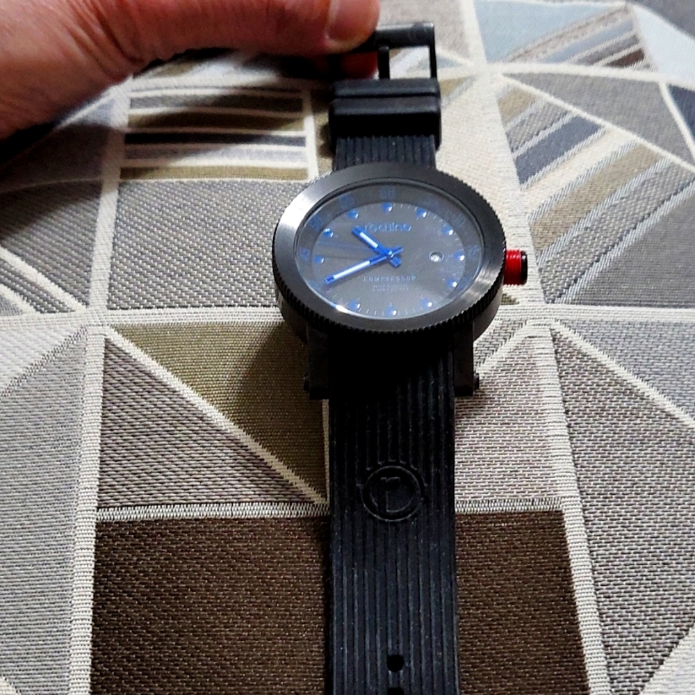 Red Line Watch